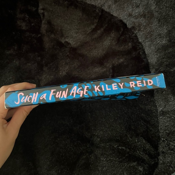 Such a fun age book - Picture 3 of 3